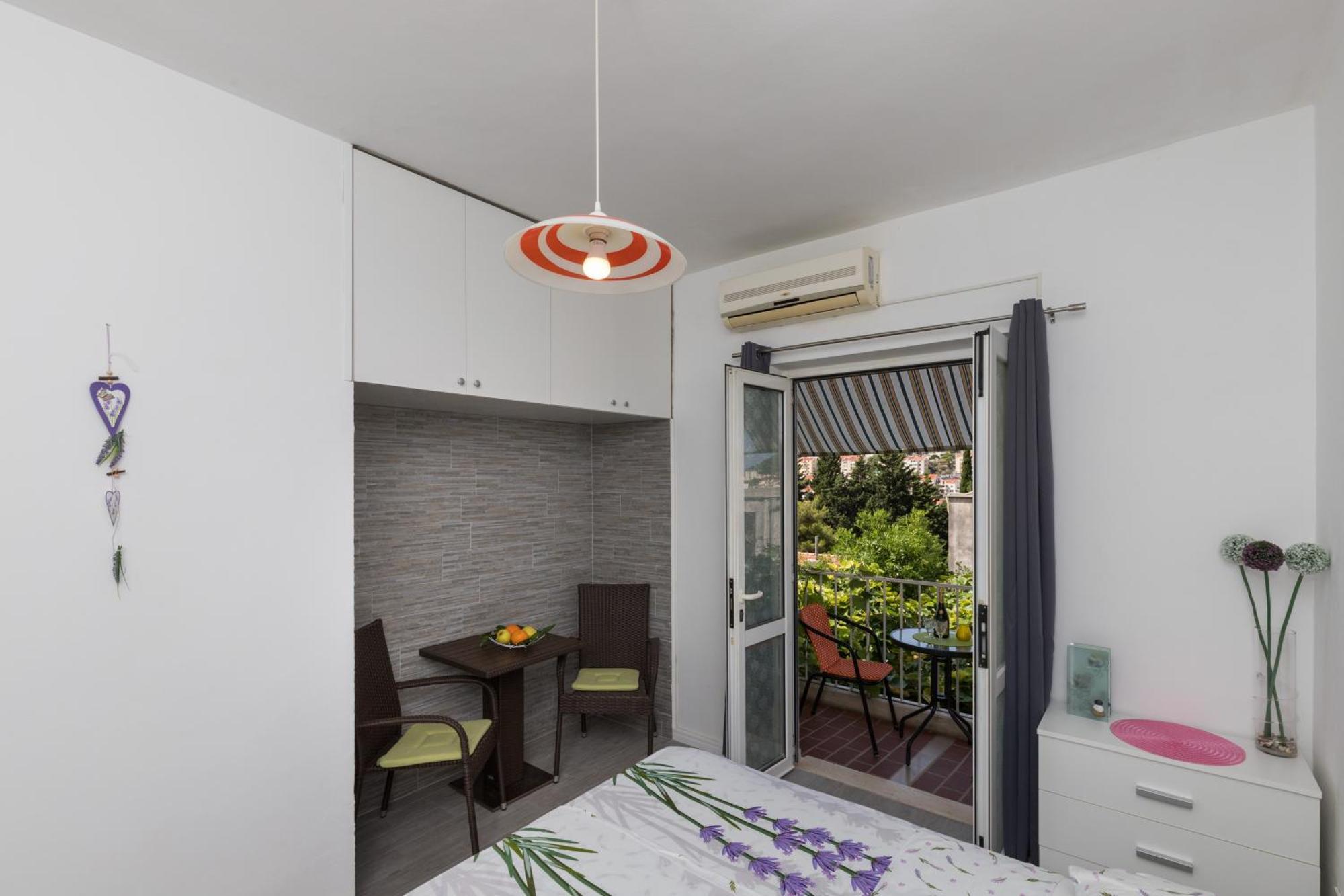 Double Room,1207392961:JPEG