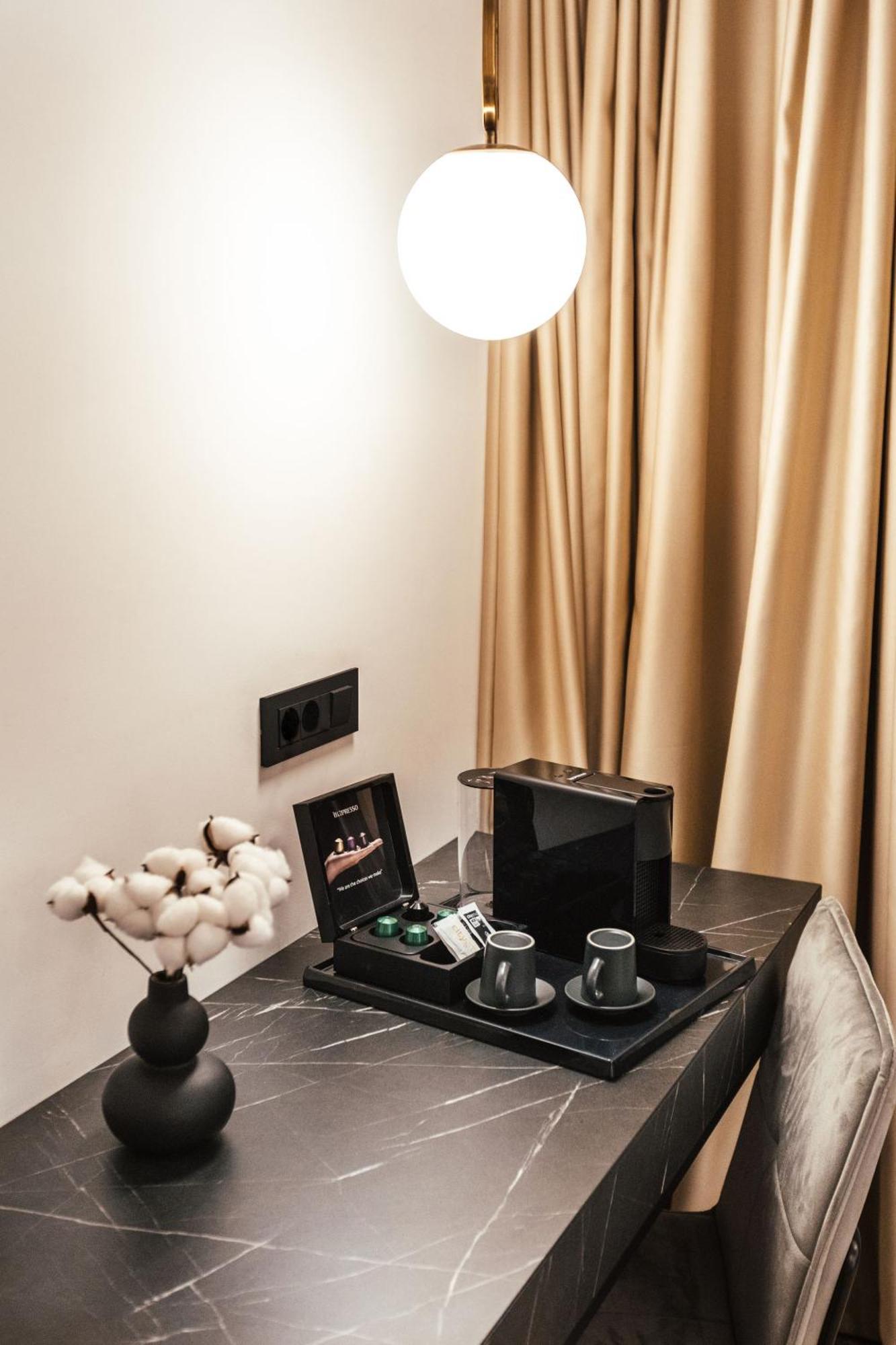 Junior Suite,1586274219:JPEG