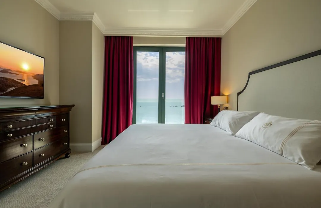Royal Princess Hotel-1