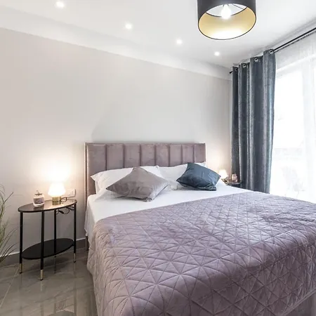 Apartment & Rooms Primi With Free Parking-2